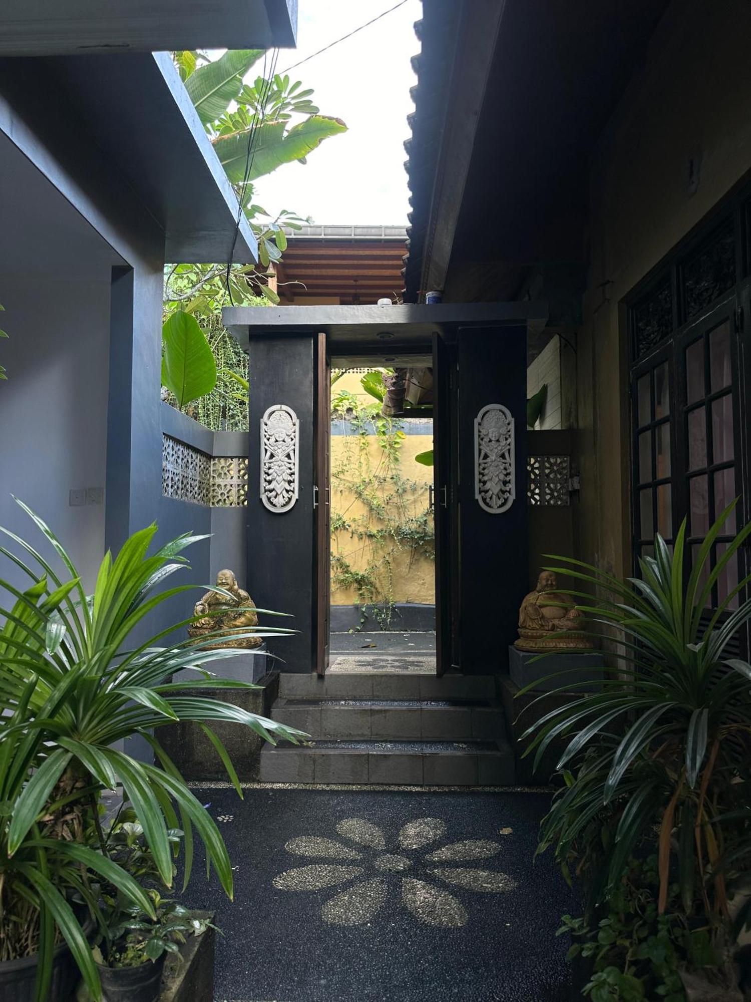 Oda Guest House Ubud Exterior photo